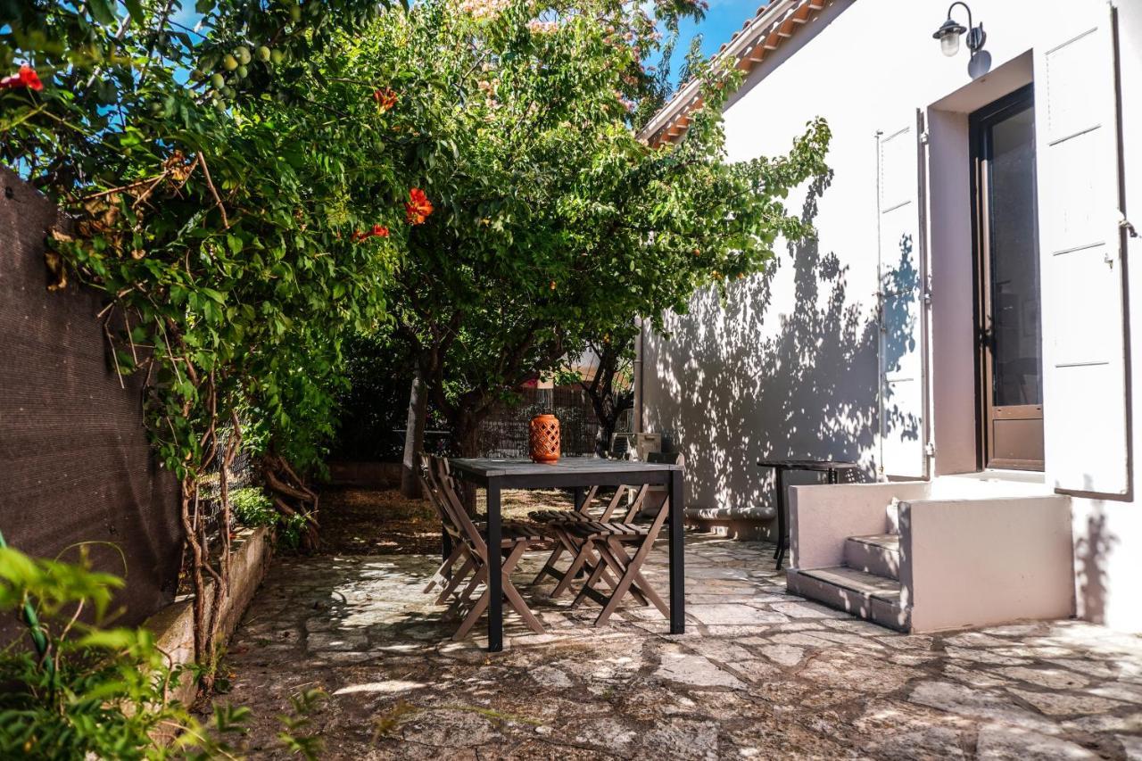 Le Galli En Plein Coeur De Sanary Exterior foto